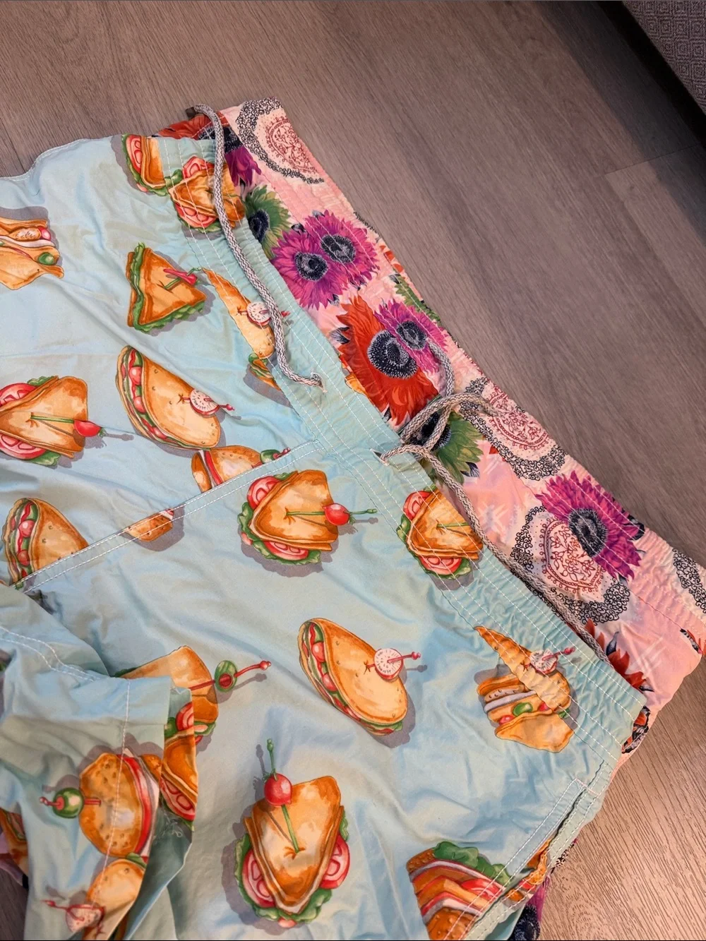 Vilebrequin Floral Pink & Light Blue Novelty Print Swim Trunks